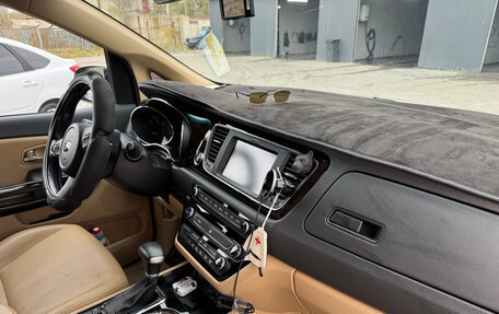 KIA Carnival III, 2019 год, 2 830 000 рублей, 3 фотография