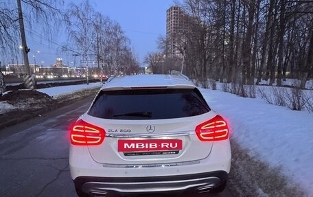 Mercedes-Benz GLA, 2016 год, 2 050 000 рублей, 3 фотография