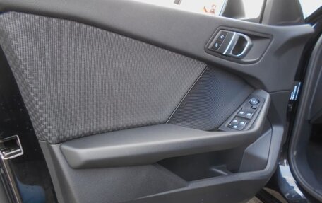 BMW 1 серия, 2022 год, 2 450 000 рублей, 7 фотография