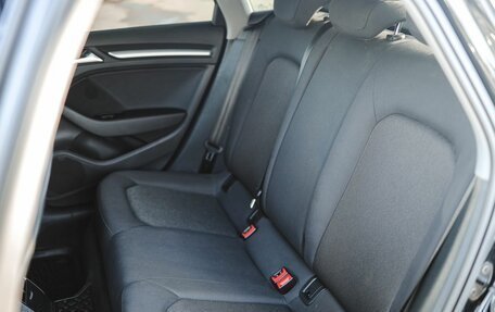 Audi A3, 2017 год, 1 999 000 рублей, 11 фотография