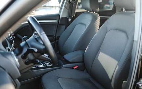 Audi A3, 2017 год, 1 999 000 рублей, 10 фотография