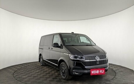 Volkswagen Multivan T6 рестайлинг, 2021 год, 6 000 000 рублей, 3 фотография