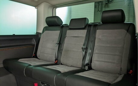 Volkswagen Multivan T6 рестайлинг, 2021 год, 6 000 000 рублей, 13 фотография