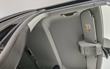 Volkswagen Multivan T6 рестайлинг, 2021 год, 6 000 000 рублей, 24 фотография