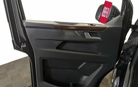 Volkswagen Multivan T6 рестайлинг, 2021 год, 6 000 000 рублей, 20 фотография