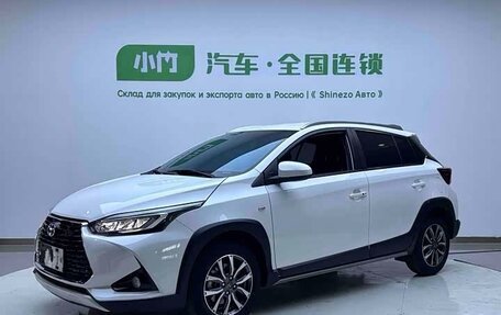 Toyota Yaris XP150 рестайлинг, 2022 год, 1 220 000 рублей, 3 фотография