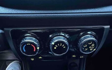 Toyota Yaris XP150 рестайлинг, 2022 год, 1 220 000 рублей, 13 фотография