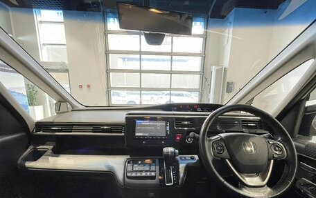 Honda Stepwgn IV, 2015 год, 1 900 000 рублей, 12 фотография