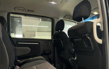 Honda Stepwgn IV, 2015 год, 1 900 000 рублей, 13 фотография