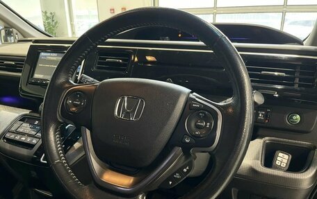 Honda Stepwgn IV, 2015 год, 1 900 000 рублей, 14 фотография