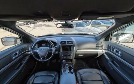 Ford Explorer VI, 2019 год, 2 650 000 рублей, 9 фотография