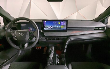 Toyota Camry, 2025 год, 4 099 999 рублей, 14 фотография