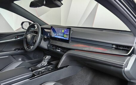 Toyota Camry, 2025 год, 4 099 999 рублей, 13 фотография