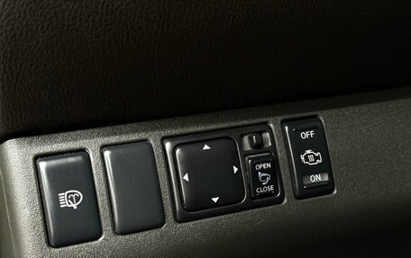 Nissan Pathfinder, 2005 год, 1 099 900 рублей, 16 фотография