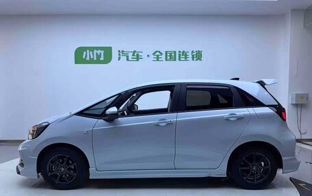 Honda Fit, 2022 год, 1 220 000 рублей, 6 фотография