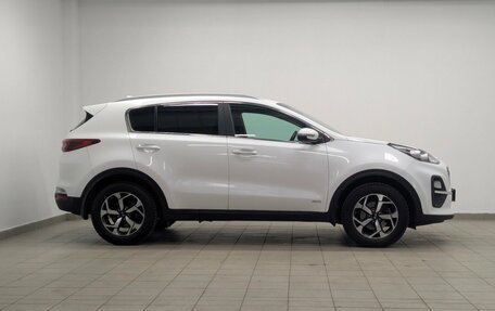 KIA Sportage IV рестайлинг, 2021 год, 2 555 000 рублей, 27 фотография