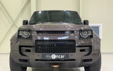 Land Rover Defender II, 2025 год, 25 550 000 рублей, 2 фотография