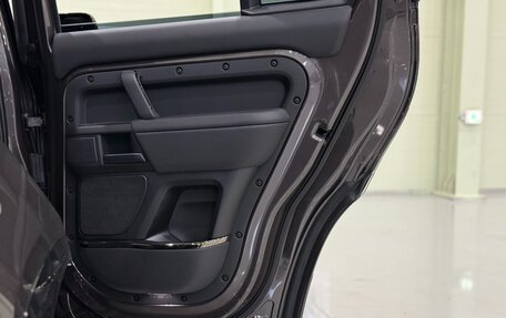 Land Rover Defender II, 2025 год, 25 550 000 рублей, 33 фотография