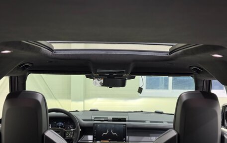 Land Rover Defender II, 2025 год, 25 550 000 рублей, 32 фотография