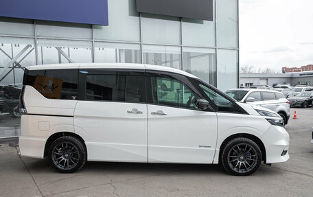 Nissan Serena IV, 2018 год, 1 997 000 рублей, 6 фотография