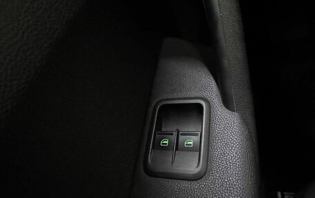 Skoda Yeti I рестайлинг, 2014 год, 1 499 000 рублей, 18 фотография