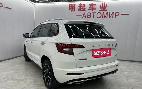 Skoda Karoq I, 2022 год, 1 760 000 рублей, 6 фотография