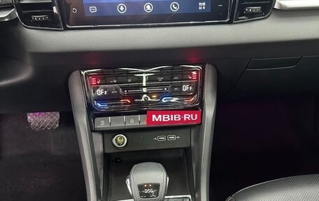 Skoda Karoq I, 2022 год, 1 760 000 рублей, 14 фотография