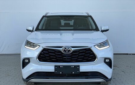 Toyota Highlander, 2026 год, 5 700 000 рублей, 2 фотография