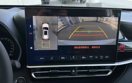 Toyota Highlander, 2026 год, 5 700 000 рублей, 28 фотография