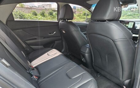 Hyundai Avante, 2024 год, 1 720 000 рублей, 13 фотография