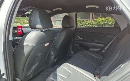 Hyundai Avante, 2024 год, 1 720 000 рублей, 12 фотография