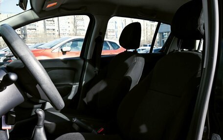 Renault Sandero II рестайлинг, 2015 год, 825 000 рублей, 16 фотография