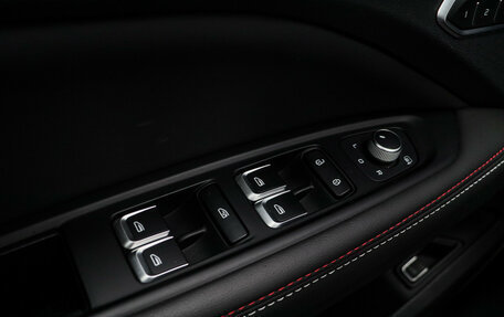 Geely Tugella FY11, 2023 год, 3 300 000 рублей, 23 фотография