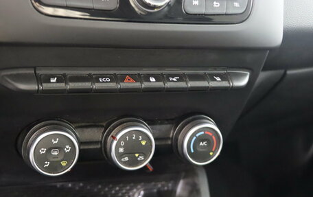 Renault Duster, 2021 год, 1 799 990 рублей, 17 фотография