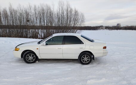 Toyota Camry, 1998 год, 420 000 рублей, 11 фотография