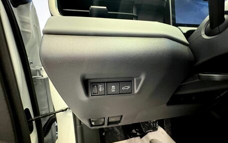 Toyota RAV4, 2025 год, 5 150 000 рублей, 15 фотография