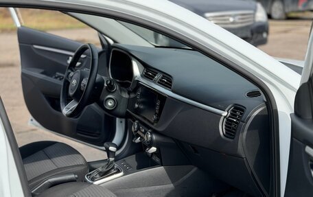 KIA Rio IV, 2020 год, 1 790 000 рублей, 17 фотография