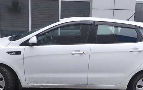 KIA Rio III рестайлинг, 2015 год, 850 000 рублей, 2 фотография