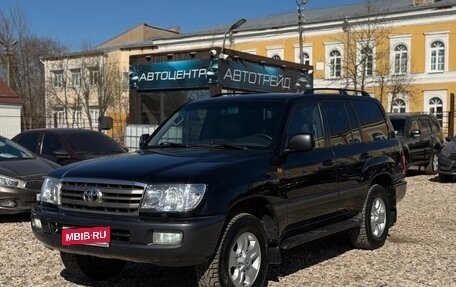 Toyota Land Cruiser 100 рестайлинг 2, 2005 год, 2 370 000 рублей, 1 фотография