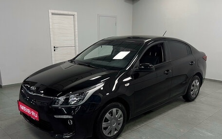 KIA Rio IV, 2017 год, 1 240 000 рублей, 1 фотография