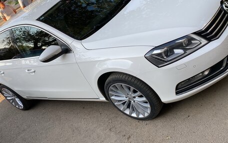 Volkswagen Passat B7, 2013 год, 1 200 000 рублей, 2 фотография