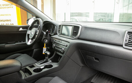 KIA Sportage IV рестайлинг, 2020 год, 2 198 000 рублей, 11 фотография