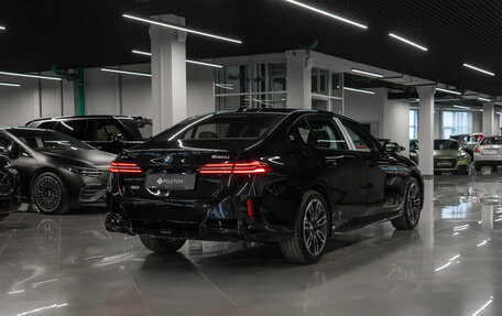 BMW 5 серия, 2025 год, 8 600 000 рублей, 4 фотография