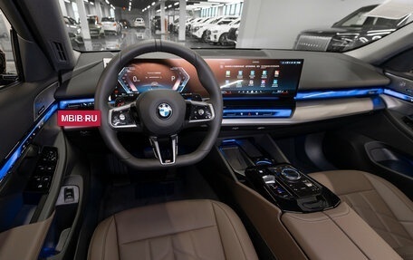 BMW 5 серия, 2025 год, 8 600 000 рублей, 7 фотография