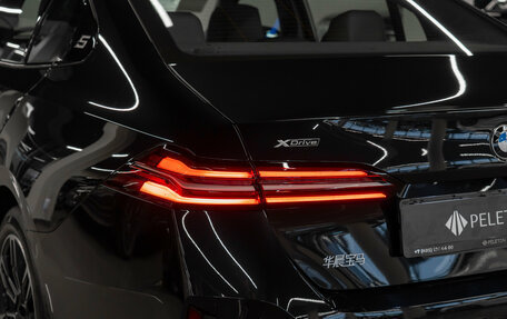 BMW 5 серия, 2025 год, 8 600 000 рублей, 30 фотография