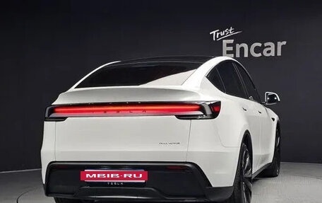 Tesla Model Y I, 2025 год, 7 600 000 рублей, 4 фотография