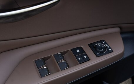 Lexus ES VII, 2025 год, 5 850 000 рублей, 24 фотография