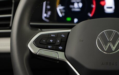 Volkswagen Tiguan II, 2024 год, 4 149 999 рублей, 16 фотография