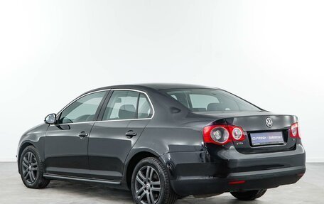 Volkswagen Jetta VI, 2010 год, 679 050 рублей, 2 фотография