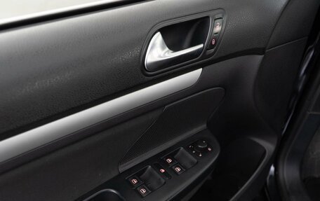 Volkswagen Jetta VI, 2010 год, 679 050 рублей, 12 фотография